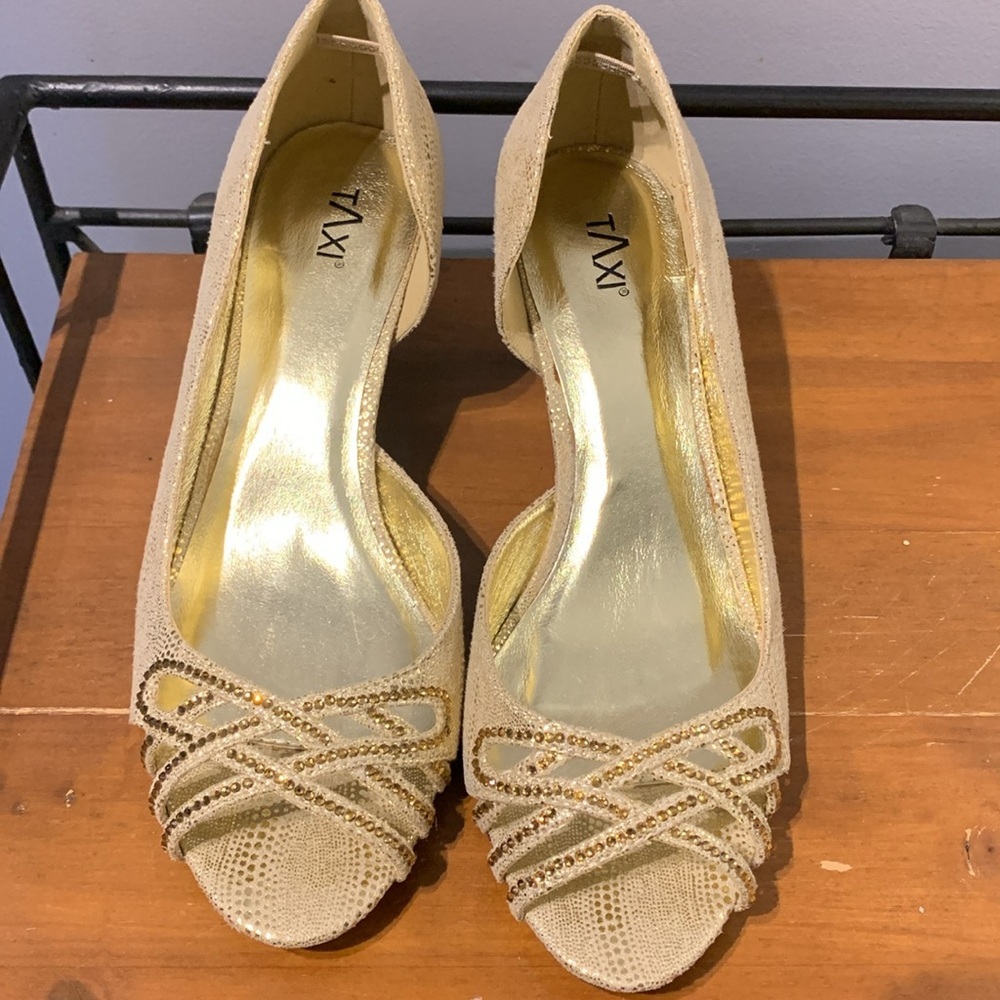 NEW Taxi Gold Peep Toe Sandals with Rhinestones - Picture 3 of 5